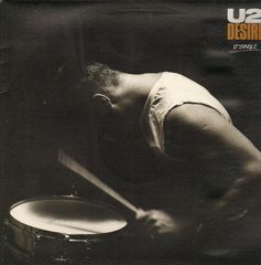 U2 - Desire/hallelujah Here She Comes/desire (hollywood Remix)