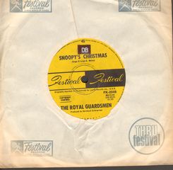 Royal Guardsmen - Snoopy's Christmas/it Kinda Looks Like Christmas Record