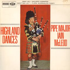 Thumbnail - McLEOD,Pipe Major Iain
