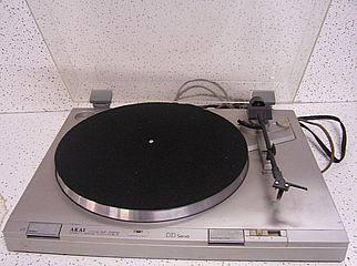 Thumbnail - TURNTABLE