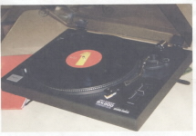 Thumbnail - TURNTABLE