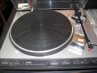 Thumbnail - CDC TURNTABLE